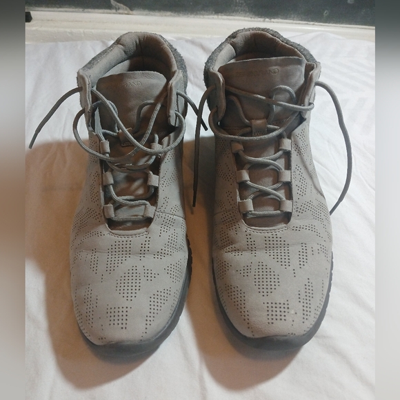 Cole Haan Womens Zerogrand Shoes Perforated Mid Trainers Style W06173 Sz 8.5B - Picture 1 of 9